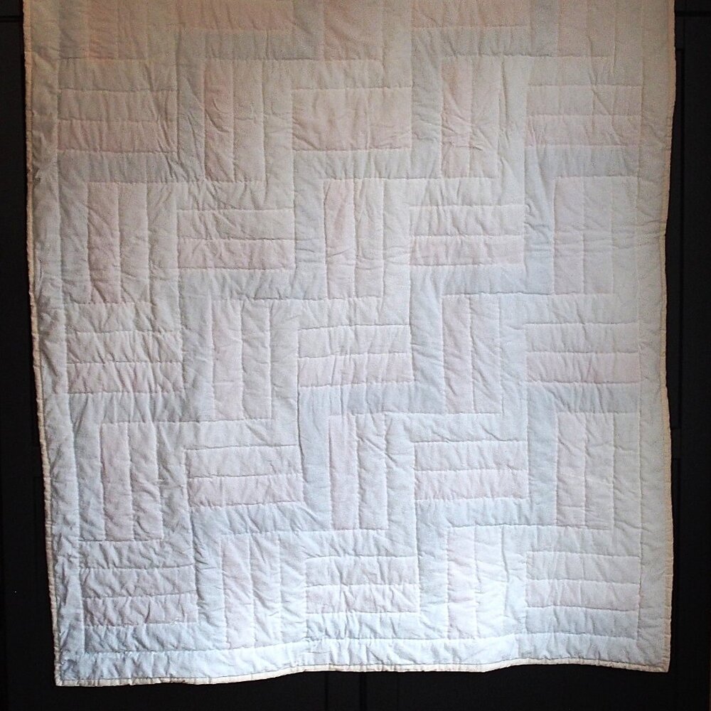 Like NEW Beautiful Fall Handmade, Handstitched, Log Cabin Lap Quilt - Picture 5 of 11